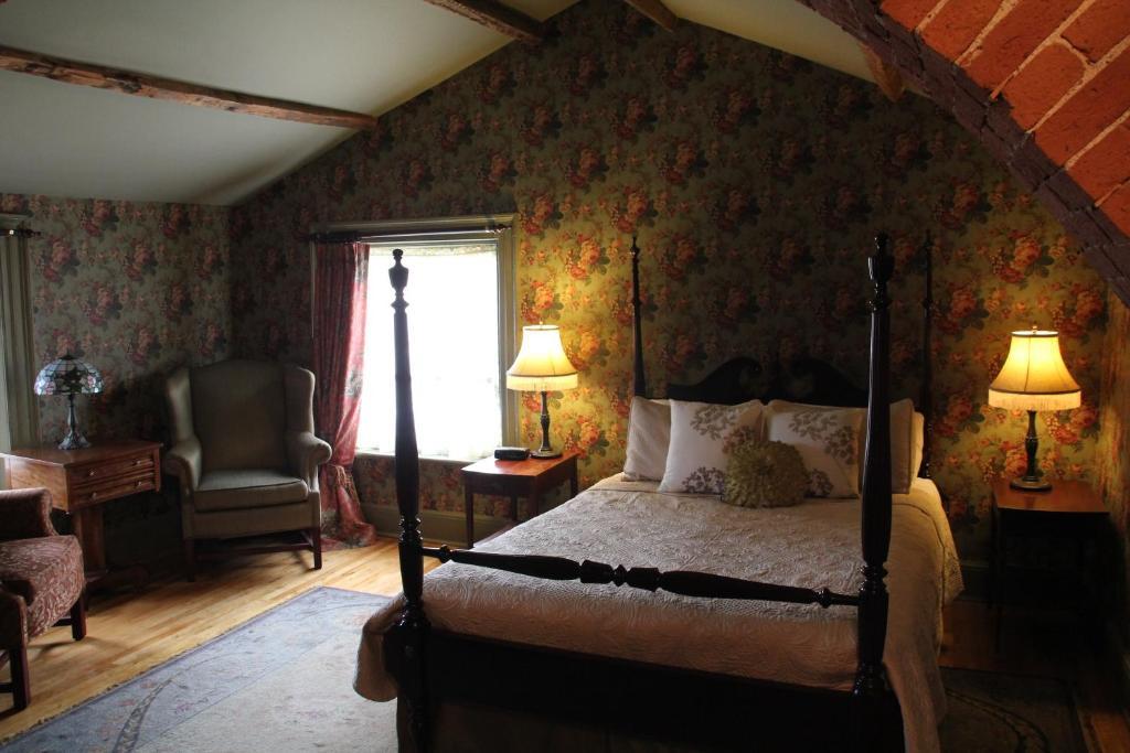Fairholm Boutique Inns Σάρλοτ Τάουν Δωμάτιο φωτογραφία