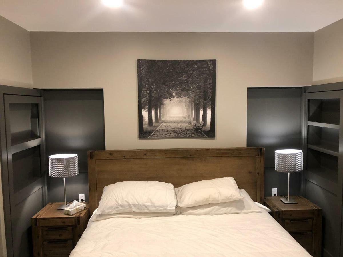 Fairholm Boutique Inns Σάρλοτ Τάουν Δωμάτιο φωτογραφία