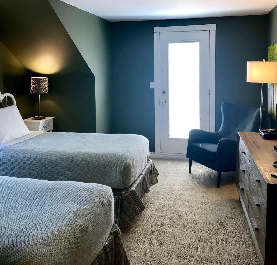 Fairholm Boutique Inns Σάρλοτ Τάουν Εξωτερικό φωτογραφία